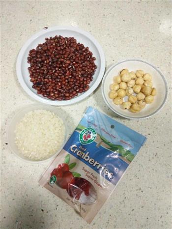 蔓越莓红豆粥的做法步骤1