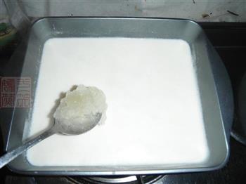 蔓越莓牛奶布丁的做法步骤4