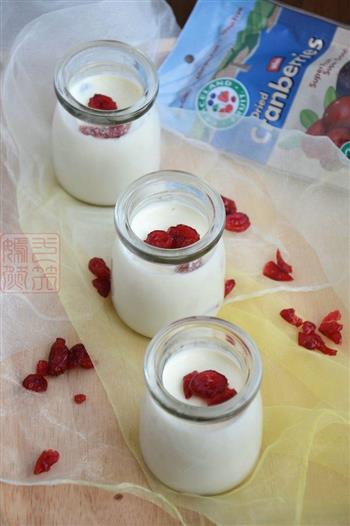蔓越莓牛奶布丁的做法步骤9