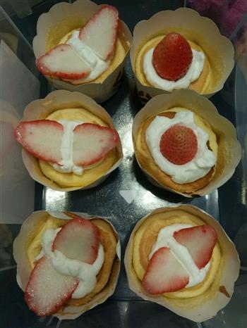 北海道戚风草莓奶油蛋糕的做法步骤15