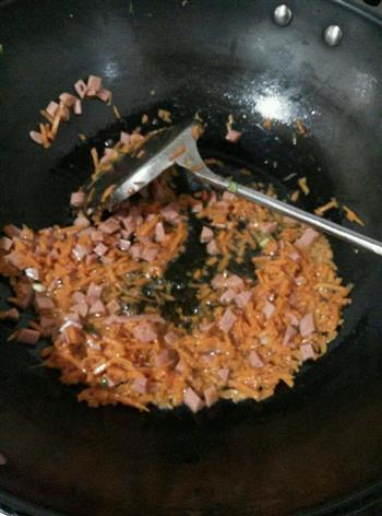 小米炒饭的做法步骤4