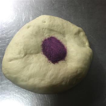 自制紫薯粉做的紫薯蝴蝶花卷的做法图解10