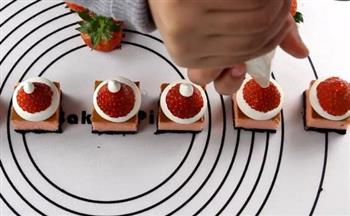 奥利奥草莓芝士蛋糕-绵软香甜的做法步骤13