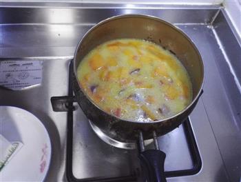 南瓜浓汤的做法步骤3