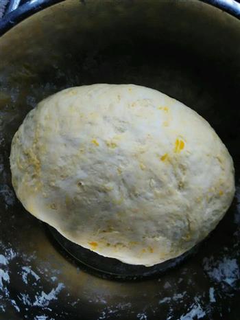 椰香红薯奶黄包的做法步骤6