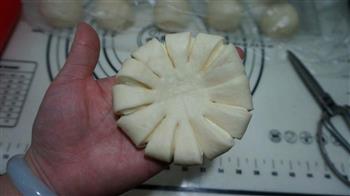 奶油奶酪花朵面包的做法步骤12