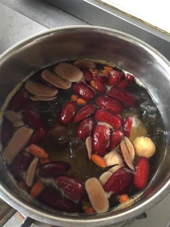 补血红枣枸杞汤的做法图解1