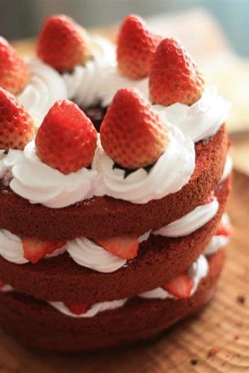 奶油草莓红丝绒蛋糕的做法步骤8