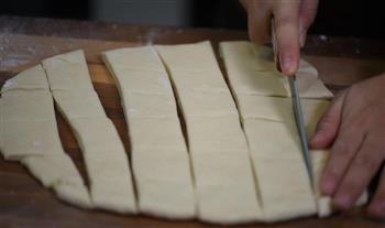 德普烘焙食谱-肉松手撕面包的做法步骤5