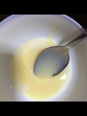 牛奶炖蛋下午茶甜点宵夜的做法步骤2