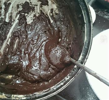 巧克力戚风蛋糕的做法步骤5