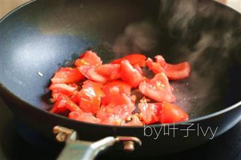 开胃番茄鱼片汤的做法步骤5
