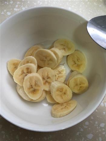 低脂香蕉松饼的做法步骤1