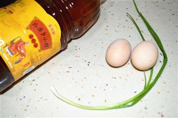 菜籽油水蒸蛋的做法步骤1