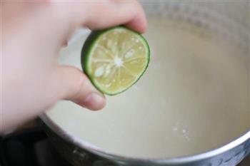 芒果椰奶冻的做法步骤5