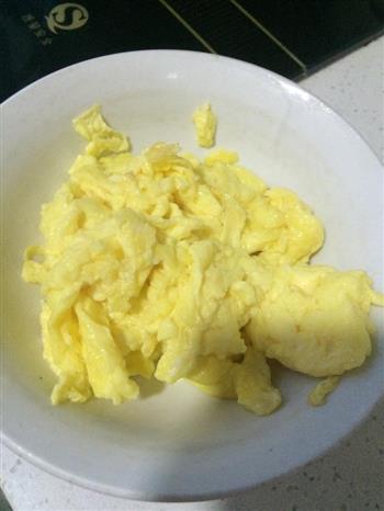 香菇炒鸡蛋的做法步骤7