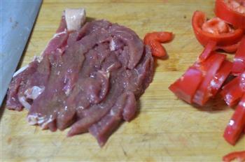 圆葱爆牛肉的做法步骤1