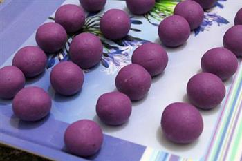 黑芝麻紫薯汤圆的做法步骤3