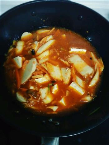 韩式辣白菜汤的做法图解4