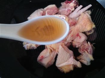 温补香菇鸡汤的做法步骤3