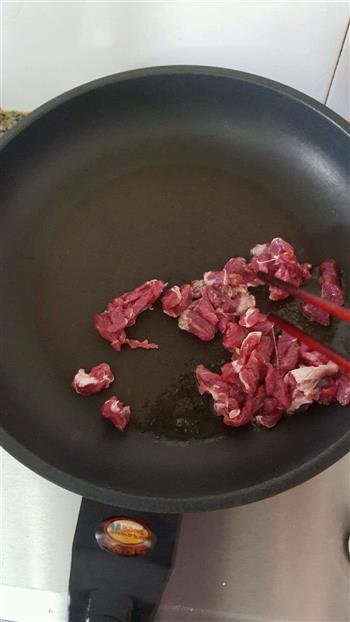 黑椒牛肉意面的做法图解3