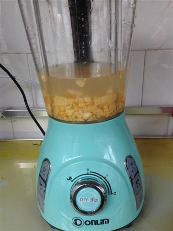香甜玉米汁的做法步骤3