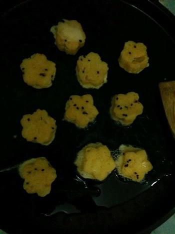 蛋黄馒头花-宝宝零食篇的做法步骤5