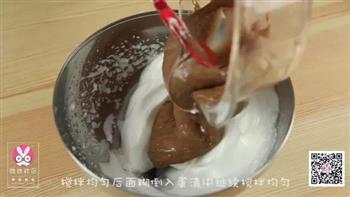 红心火龙果酸奶蛋糕的做法步骤14