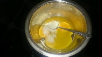 玉米面香橙戚风蛋糕的做法步骤1