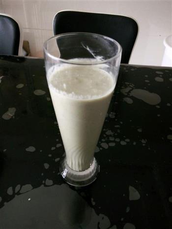牛油果奶昔的做法步骤3