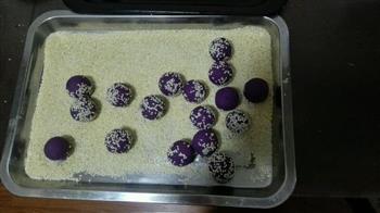 紫薯芝麻饼的做法图解2