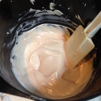 覆盆子酸奶芝士蛋糕的做法步骤4