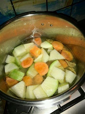 羊骨萝卜汤的做法步骤6