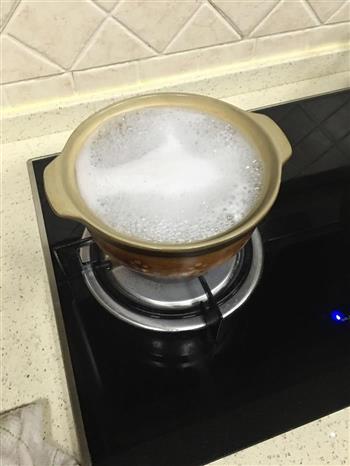 肉糜白菜砂锅粥的做法步骤1