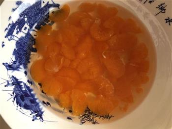 米酒橘子甜汤的做法步骤1