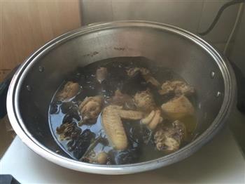黑木耳土鸡汤的做法步骤10