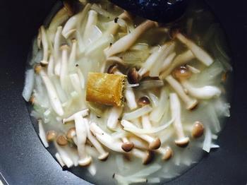 羊栖菜豆腐鸡肉汉堡肉配洋葱蘑菇咖喱汁的做法步骤12