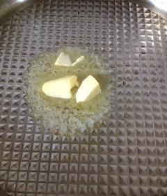 蘑菇奶油浓汤的做法步骤2