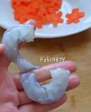西兰花炒虾仁-美味又营养的做法图解2