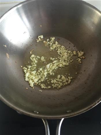 尖椒鸡蛋炒火腿的做法步骤3