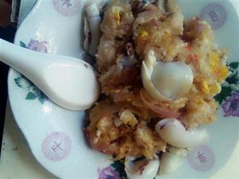 鱿鱼虾米蛋炒饭的做法步骤1