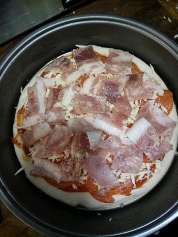 培根牛肉粒披萨的做法图解3