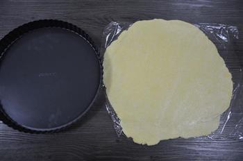 双莓乳酪派的做法步骤3