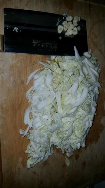 清炒白菜-29大卡／百克的减肥排毒菜的做法图解2
