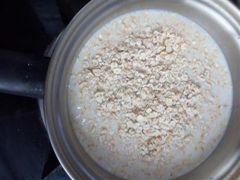 牛奶燕麦粥的做法步骤3