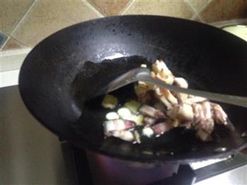 简单快捷花菜烧腊肉的做法步骤4