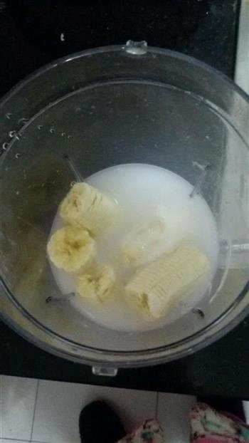 香蕉酸奶汁的做法步骤2