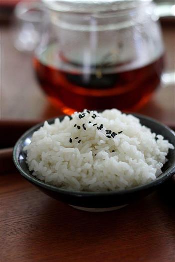 1.5元大米吃出15元口感的白米饭的做法步骤5