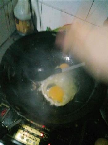 五分钟入口的洋葱炒蛋的做法步骤4