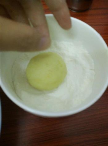 蟹柳土豆丸子的做法步骤6